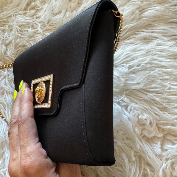 Versace Satin WOC 🖤 - Picture 8 of 8